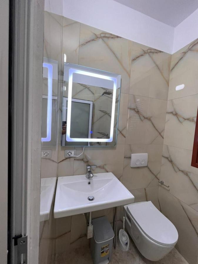 Fiori Rooms Vlore Luaran gambar